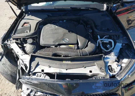 2021 Mercedes-Benz E 350 z USA, uszkodzony, nr VIN W1KZF8DB0MA928980